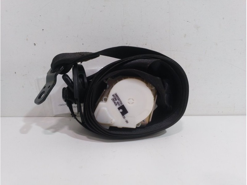 Recambio de cinturon seguridad delantero derecho para bmw x3 (e83) 2.0d referencia OEM IAM 72113448358  