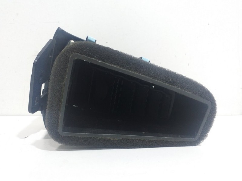 Recambio de rejilla aireador izquierdo para hyundai ioniq referencia OEM IAM   