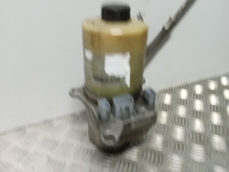 Recambio de bomba direccion para ford focus c-max (cap) ambiente (d) referencia OEM IAM 4M513K514AD  