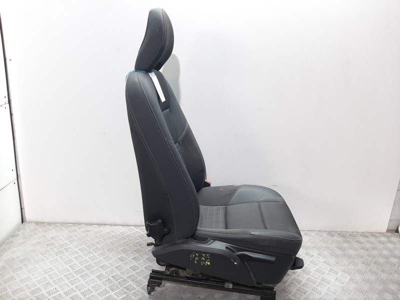 Recambio de asiento delantero derecho para volvo v50 familiar d5 kinetic referencia OEM IAM   