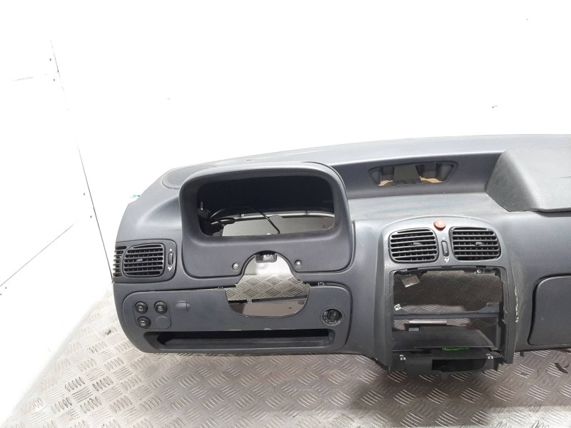 Recambio de salpicadero para tata indigo marina referencia OEM IAM   