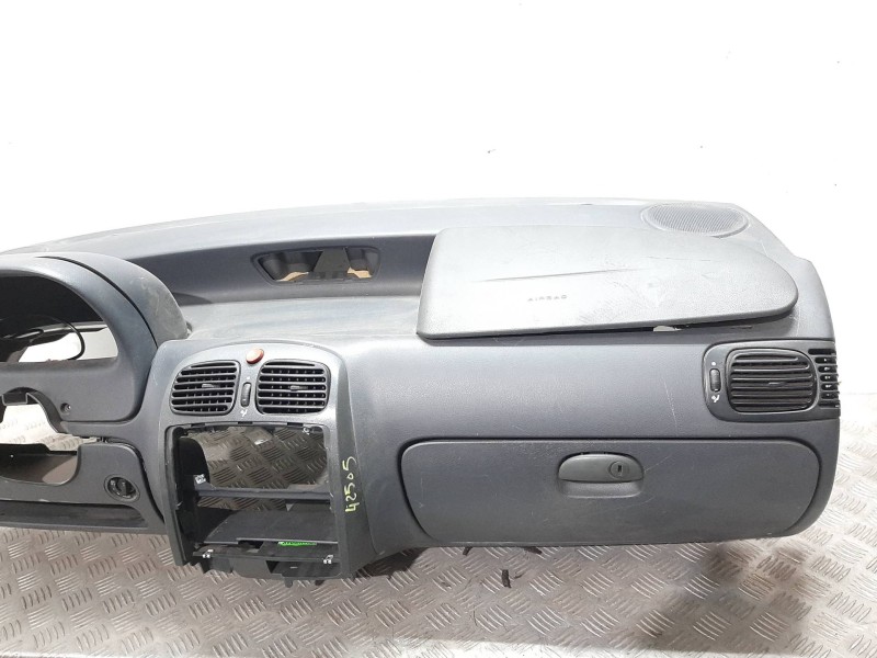 Recambio de salpicadero para tata indigo marina referencia OEM IAM   