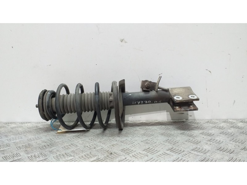 Recambio de amortiguador delantero izquierdo para peugeot 307 break / sw (s1) sw referencia OEM IAM 9636263880  