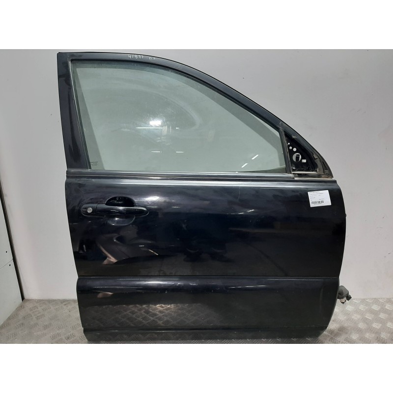 Recambio de puerta delantera derecha para kia sportage ex referencia OEM IAM  NEGRO 