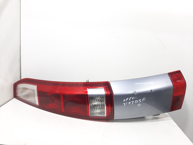 Recambio de piloto trasero derecho para opel meriva cosmo referencia OEM IAM 93184713  