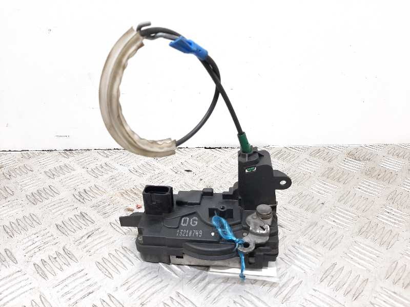 Recambio de cerradura puerta delantera derecha para opel zafira b cosmo referencia OEM IAM 13210749  