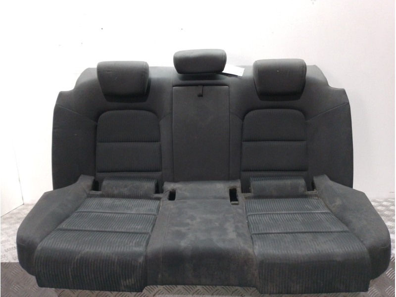 Recambio de asientos traseros para audi a4 ber. (b8) básico referencia OEM IAM   