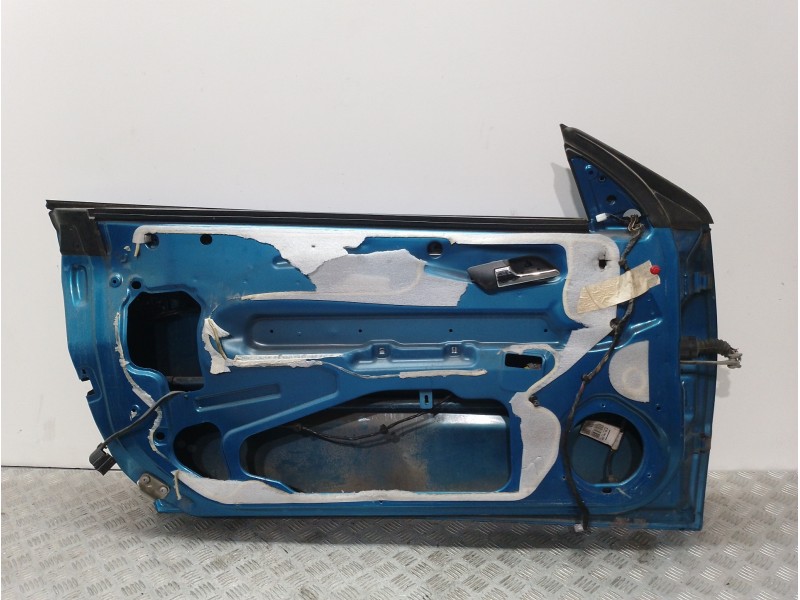 Recambio de puerta delantera izquierda para opel tigra twin top enjoy referencia OEM IAM 93164218 AZUL 