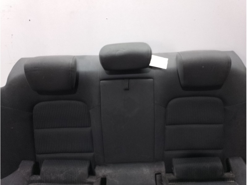 Recambio de asientos traseros para audi a4 ber. (b8) básico referencia OEM IAM   