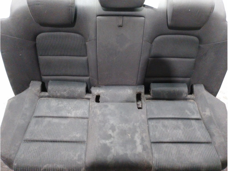 Recambio de asientos traseros para audi a4 ber. (b8) básico referencia OEM IAM   