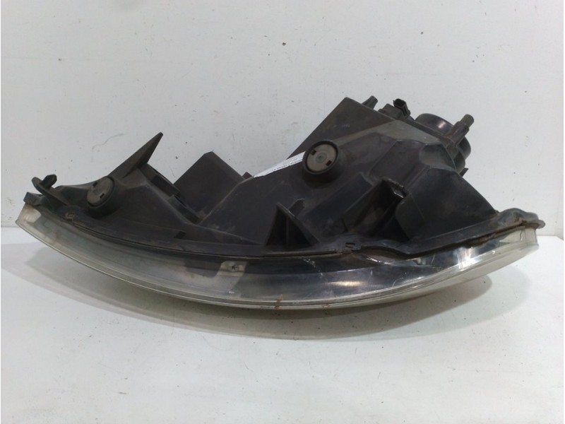 Recambio de faro derecho para nissan primastar (x..) kasten l1h1 2.7t referencia OEM IAM    Recambio de faro derecho para nissan primastar (x..) kasten l1h1 2.7t referencia OEM IAM