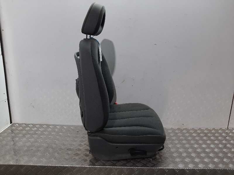 Recambio de asiento delantero derecho para chrysler voyager (rg) 2.8 crd grand voyager limited referencia OEM IAM   