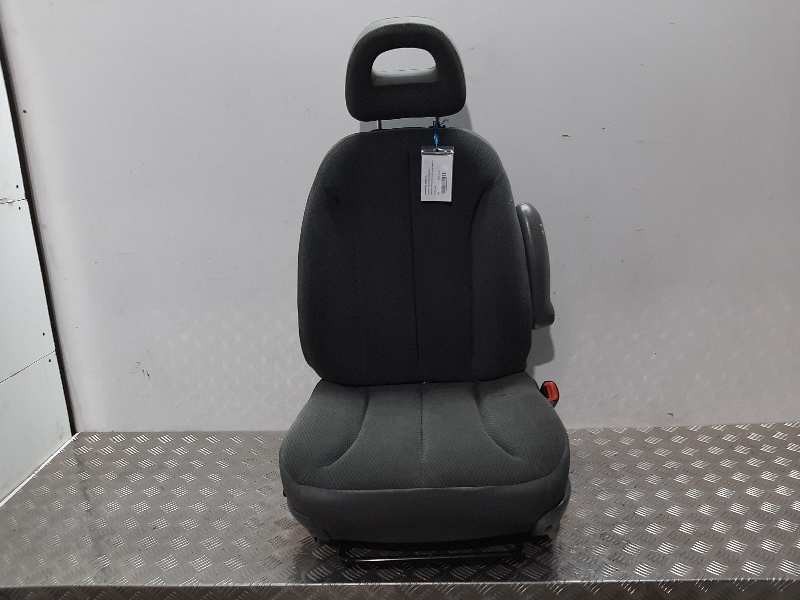 Recambio de asiento delantero derecho para chrysler voyager (rg) 2.8 crd grand voyager limited referencia OEM IAM   