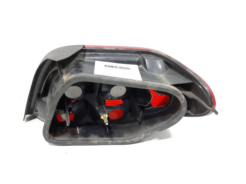 Recambio de piloto trasero izquierdo para citroën xsara berlina 1.6i sx referencia OEM IAM 6350J5  