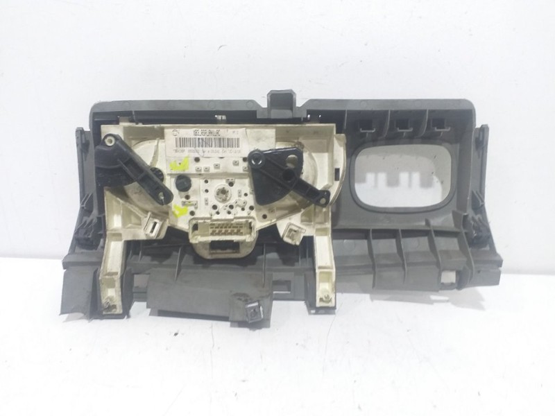 Recambio de mando calefaccion / aire acondicionado para nissan primastar (x..) kasten l1h1 2.7t referencia OEM IAM 8200004603  