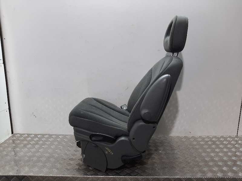Recambio de asiento trasero izquierdo para chrysler voyager (rg) 2.8 crd grand voyager limited referencia OEM IAM   