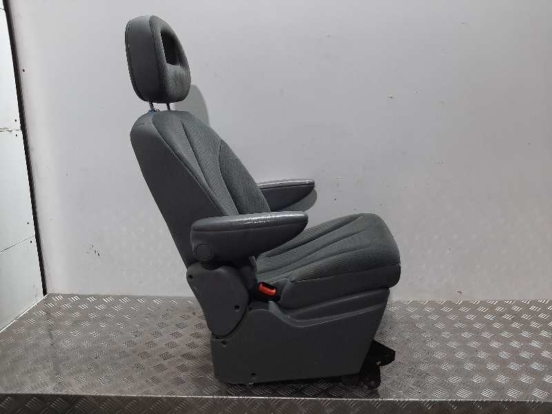 Recambio de asiento trasero izquierdo para chrysler voyager (rg) 2.8 crd grand voyager limited referencia OEM IAM   