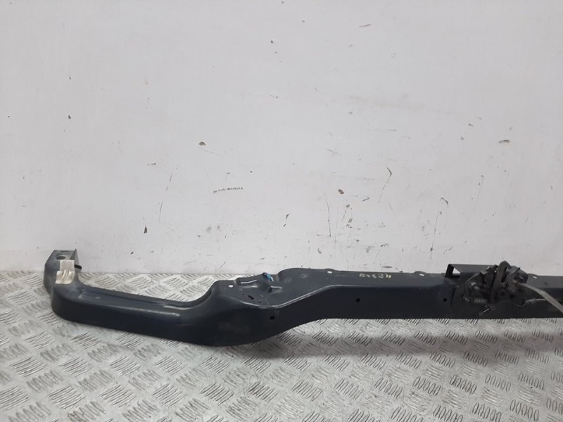 Recambio de travesaño superior para citroën c4 picasso exclusive plus referencia OEM IAM  006F1007 