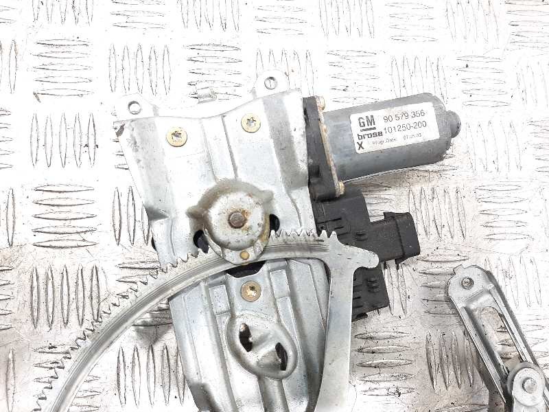 Recambio de elevalunas delantero derecho para opel zafira a design edition referencia OEM IAM 0130821769  