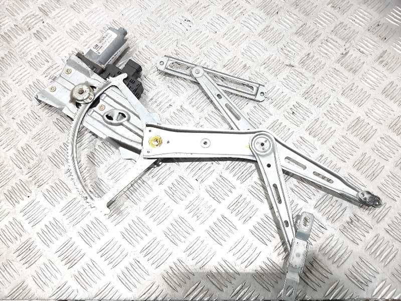 Recambio de elevalunas delantero derecho para opel zafira a design edition referencia OEM IAM 0130821769  