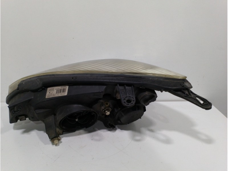 Recambio de faro derecho para citroën c5 berlina 2.0 hdi premier referencia OEM IAM 6205X2  