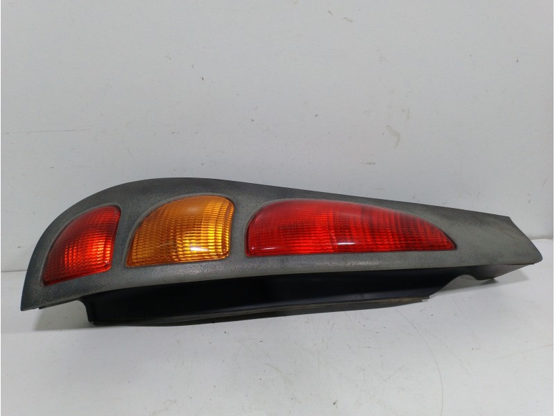 Recambio de piloto trasero izquierdo para fiat marea weekend (185) jtd 105 elx referencia OEM IAM 0046808767  