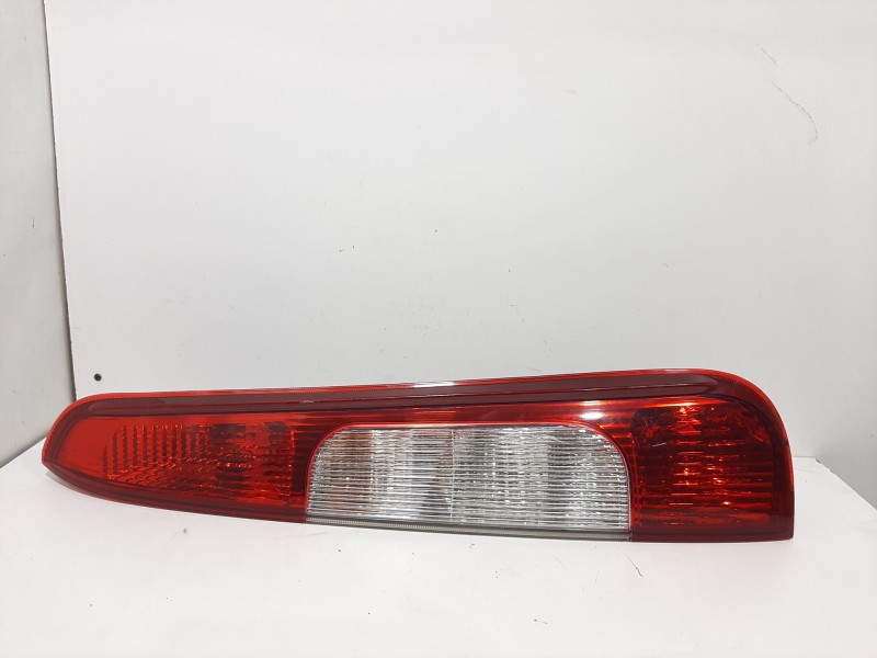 Recambio de piloto trasero derecho para ford focus c-max (cap) trend (d) referencia OEM IAM   