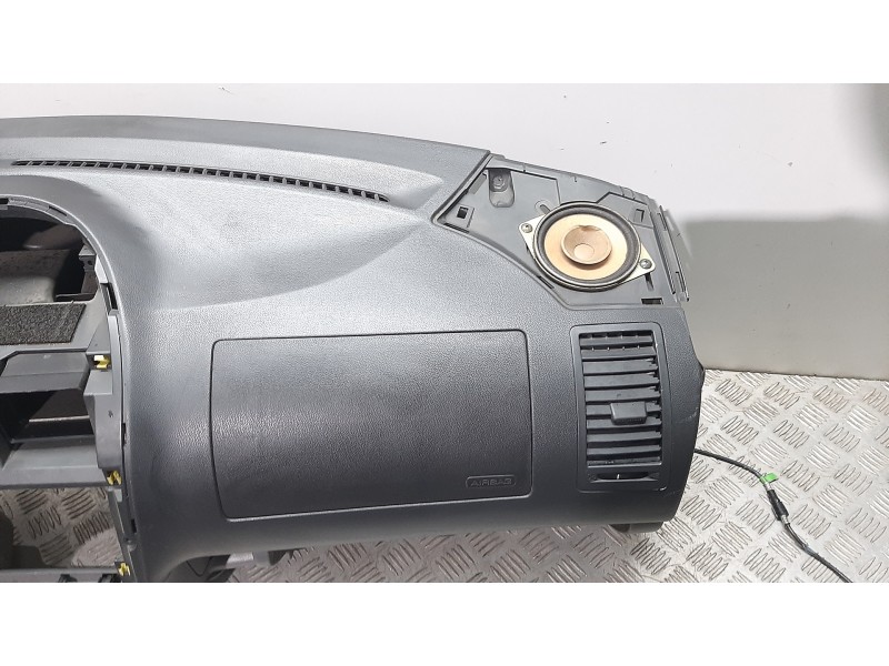 Recambio de salpicadero para suzuki ignis rm (mh) básico referencia OEM IAM 7311186G10S1S  