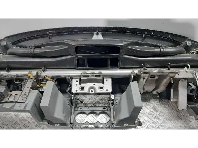 Recambio de salpicadero para suzuki ignis rm (mh) básico referencia OEM IAM 7311186G10S1S  