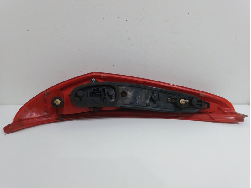 Recambio de piloto trasero derecho para fiat punto berlina (188) 1.2 16v dynamic referencia OEM IAM 0046794077  