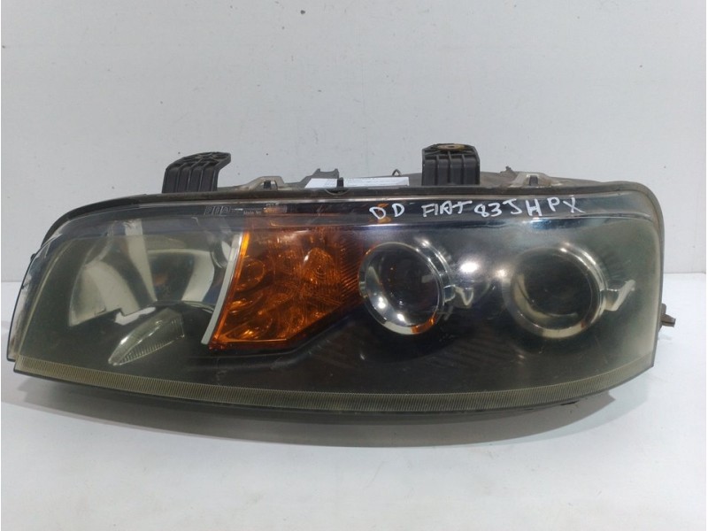 Recambio de faro izquierdo para fiat punto berlina (188) 1.2 16v dynamic referencia OEM IAM 0051712392  