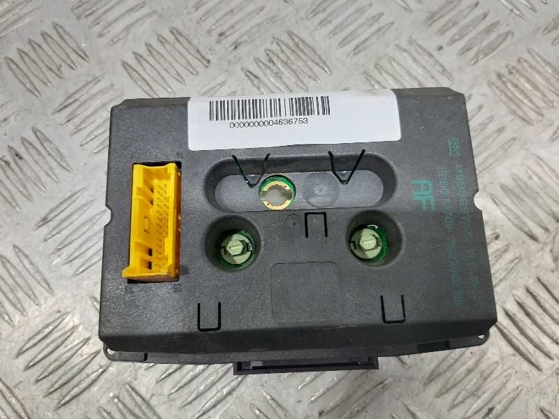 Recambio de pantalla multifuncion para opel zafira a referencia OEM IAM 090589755  