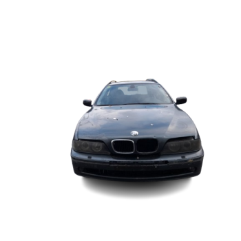 BMW 5 Touring (E39) de desguace