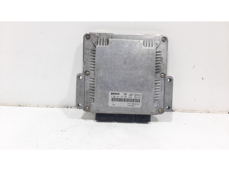 Recambio de centralita motor uce para renault laguna (b56) 1.9 dci rxe referencia OEM IAM   