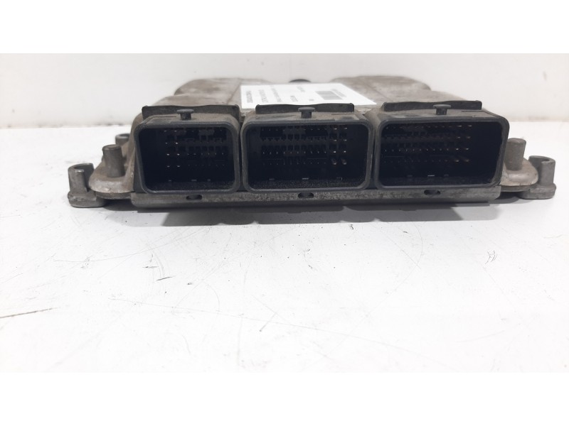 Recambio de centralita motor uce para renault laguna (b56) 1.9 dci rxe referencia OEM IAM   