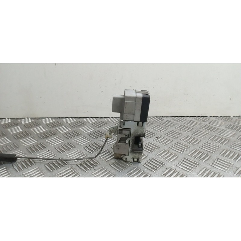 Recambio de cerradura puerta delantera derecha para citroën berlingo first combi 1,6 hdi 75 sx referencia OEM IAM 9136J4  