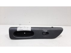 Recambio de mando elevalunas delantero derecho para renault laguna (b56) 1.9 dci rxe referencia OEM IAM 7700417485  
