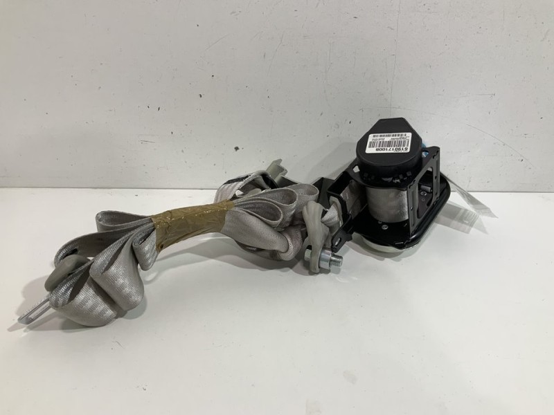Recambio de cinturon seguridad delantero derecho para nissan leaf basis referencia OEM IAM 88820G5000WK  