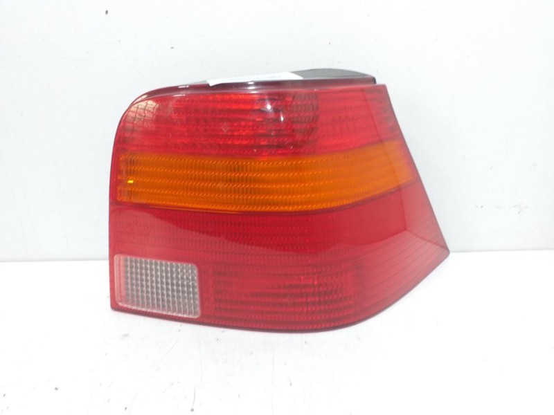 Recambio de piloto trasero derecho para volkswagen golf iv berlina (1j1) conceptline referencia OEM IAM 67736982  