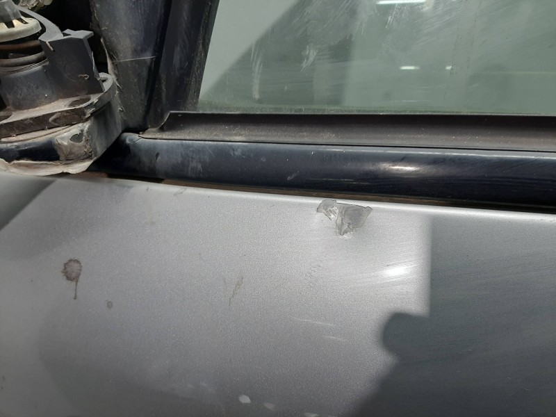 Recambio de puerta delantera izquierda para chrysler sebring berlina (jr41) 2.7 lx referencia OEM IAM  PLATA 