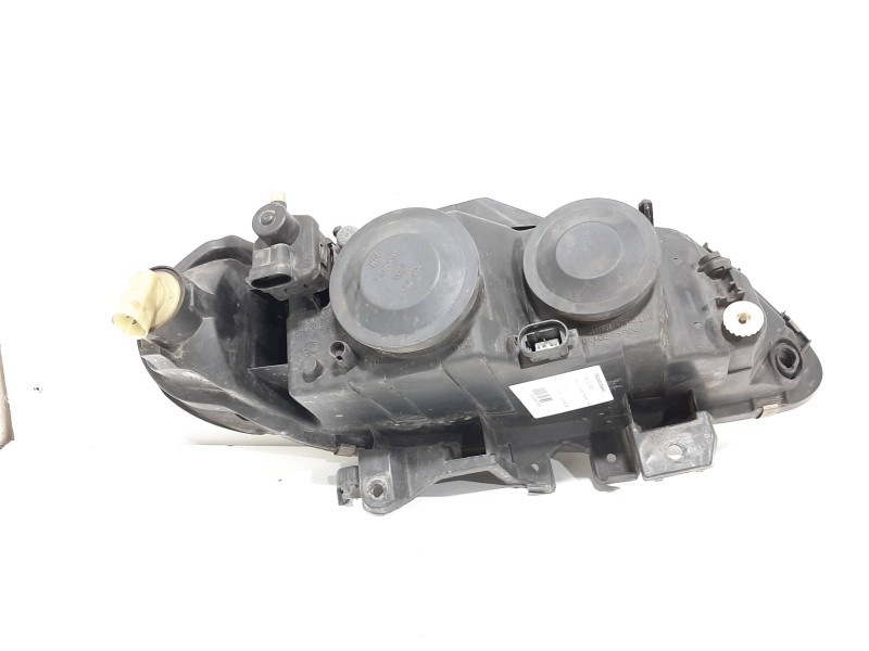 Recambio de faro izquierdo para renault laguna (b56) 1.9 dci rxe referencia OEM IAM 7701047879  