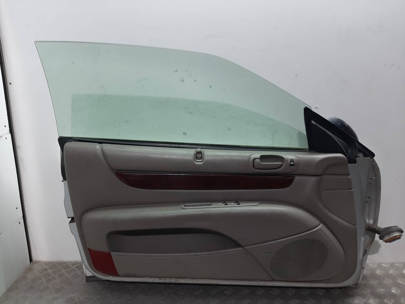 Recambio de puerta delantera izquierda para chrysler sebring berlina (jr41) 2.7 lx referencia OEM IAM  PLATA 
