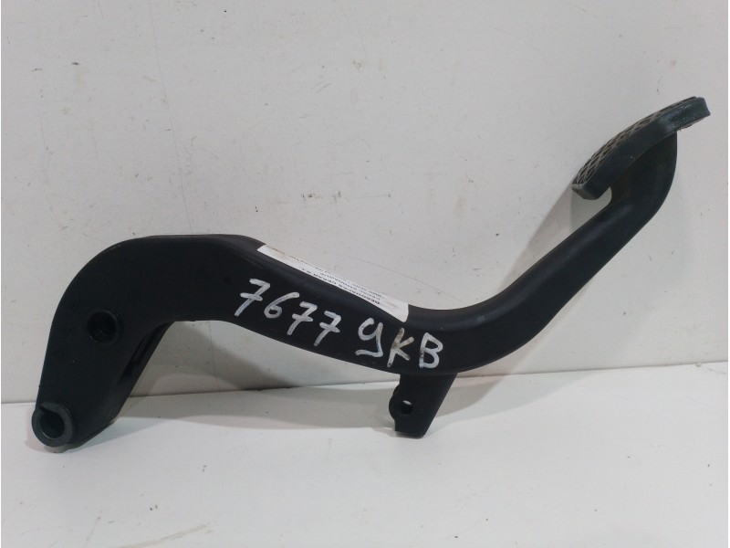 Recambio de pedal embrague para bmw serie 1 berlina (e81/e87) 118i referencia OEM IAM 4B0905851C  