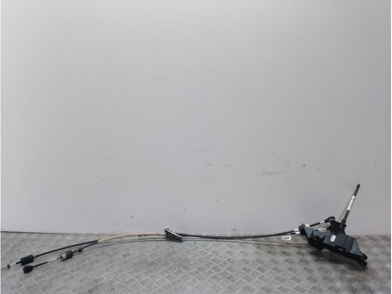 Recambio de palanca cambio para ford fiesta (cb1) ambiente referencia OEM IAM 8A6R7C453  
