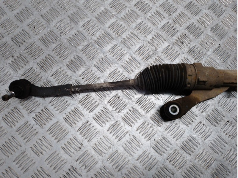 Recambio de cremallera direccion para ford fiesta (cb1) ambiente referencia OEM IAM 8V513200CF  