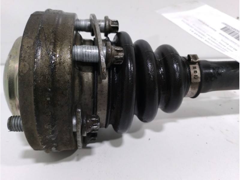 Recambio de transmision trasera derecha para bmw serie 1 berlina (e81/e87) 118i referencia OEM IAM 33207580946  