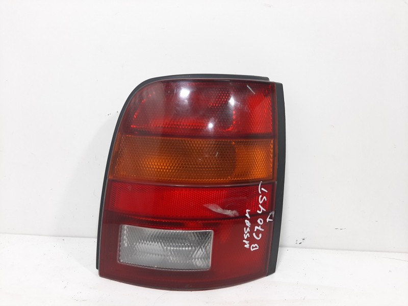 Recambio de piloto trasero derecho para nissan micra (k11) lx referencia OEM IAM 265545F301  