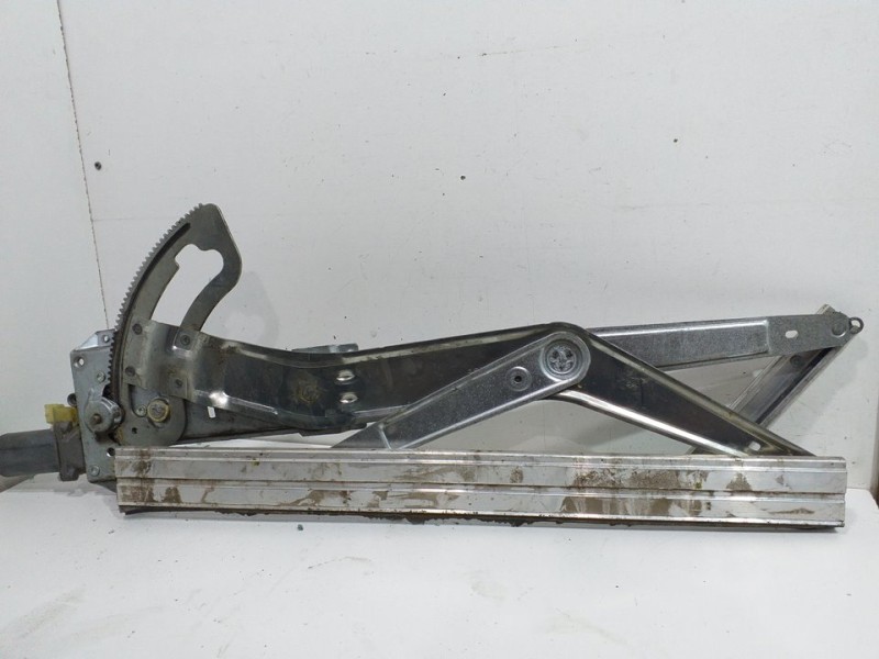 Recambio de elevalunas delantero derecho para saab 9-3 berlina 2.0 s turbo referencia OEM IAM 013082166  