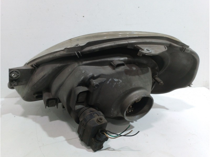Recambio de faro derecho para opel vivaro combi 2.7t corto referencia OEM IAM 91165720   Recambio de faro derecho para opel vivaro combi 2.7t corto referencia OEM IAM 91165720
