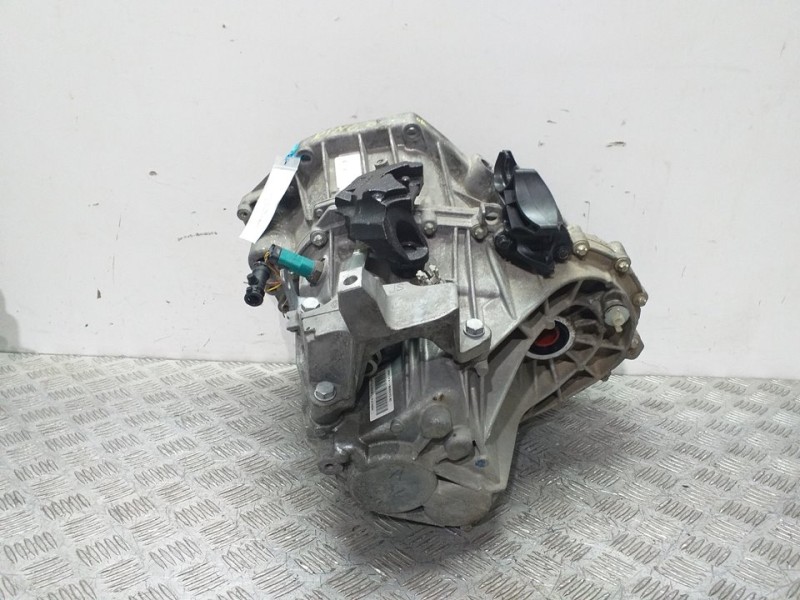 Recambio de caja cambios para renault megane iii sport tourer dynamique referencia OEM IAM TL4A040  